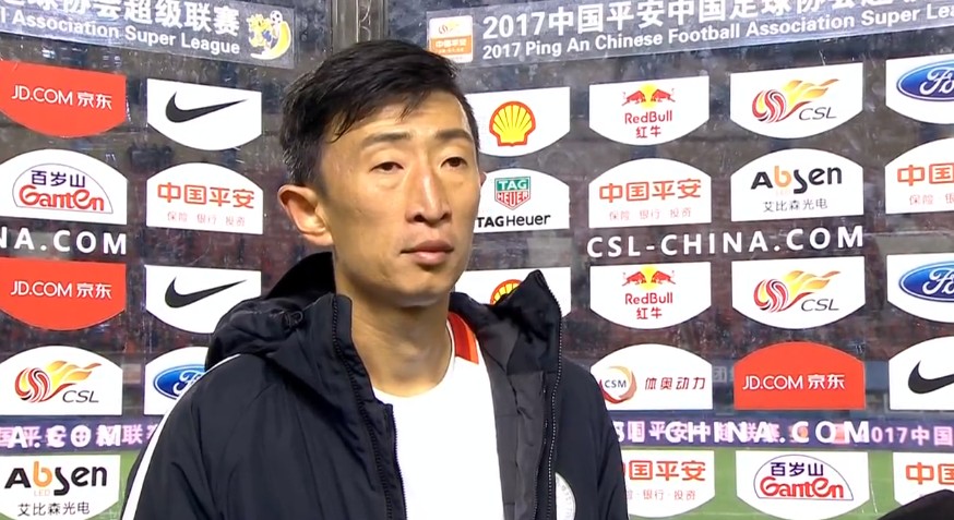 但毫无疑问，他们在这方面也站在我这边，我们确实认为我们可以在球队的某些位置上进行一些替换和补强。